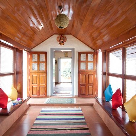 Sardar Bahadur'S Heritage Bungalow Estate Stay Napoklu Экстерьер фото