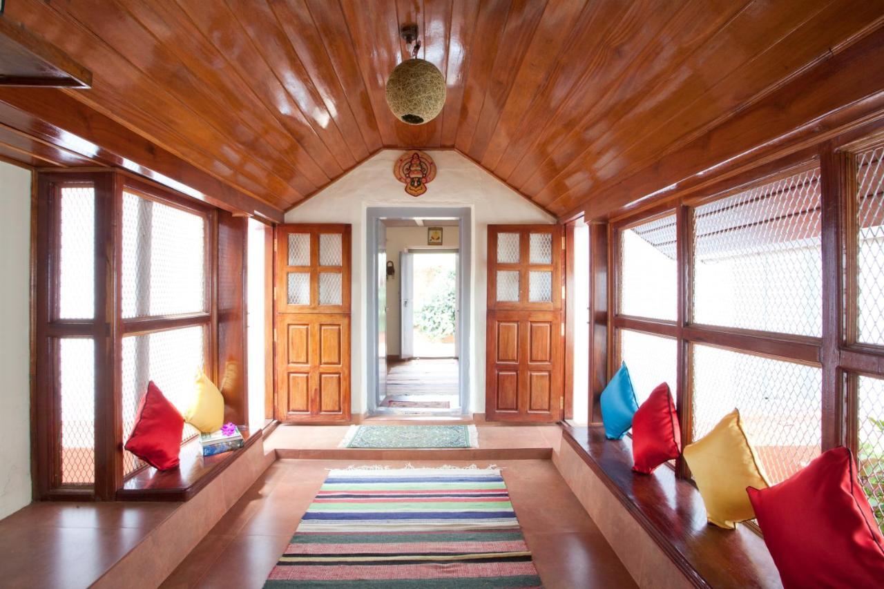 Sardar Bahadur'S Heritage Bungalow Estate Stay Napoklu Экстерьер фото