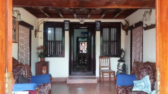 Sardar Bahadur'S Heritage Bungalow Estate Stay Napoklu Экстерьер фото