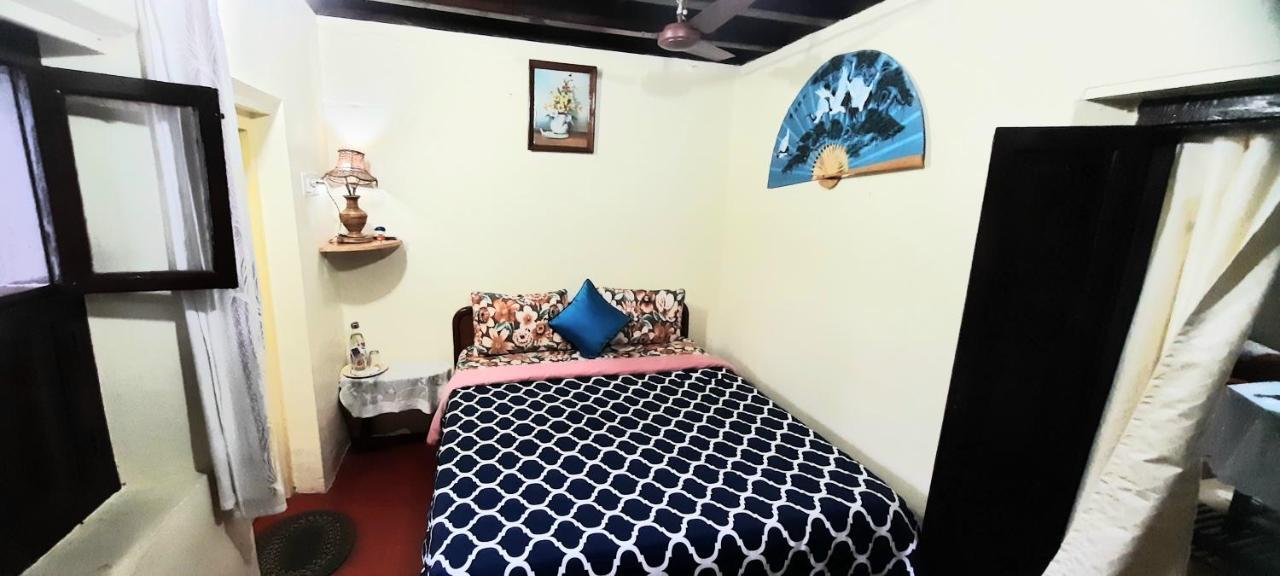 Sardar Bahadur'S Heritage Bungalow Estate Stay Napoklu Экстерьер фото